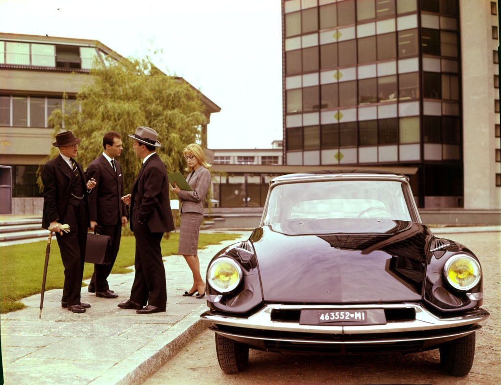 When in need for change, Citroen looks to the past