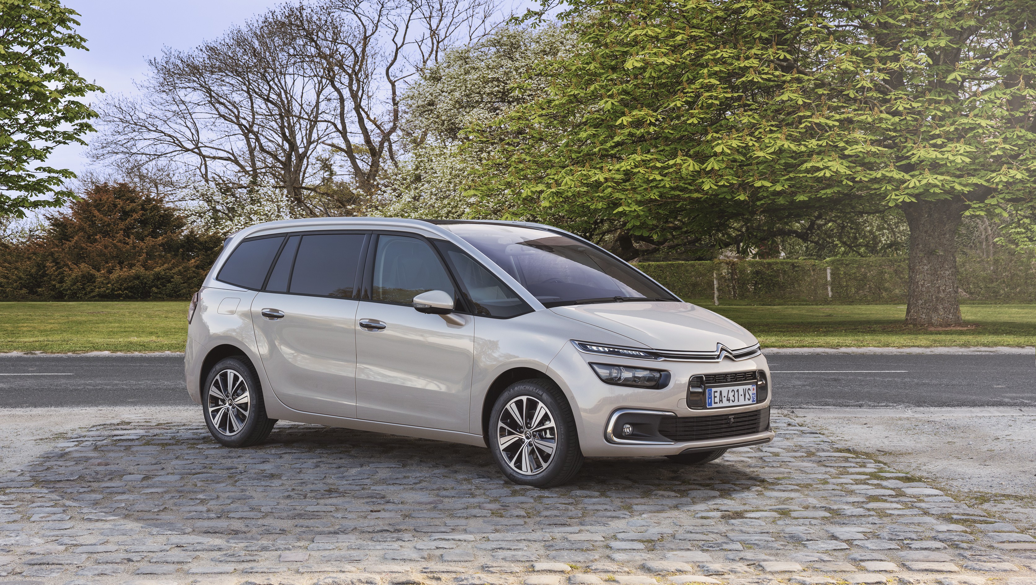 Citroen Replaces C4 Picasso With C4 SpaceTourer, Nothing Else Has Changed -  autoevolution