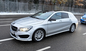 CLA Shooting Brake X117 Spied at Touching Distance