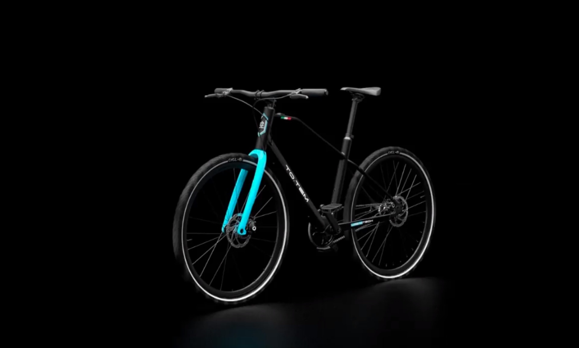 Cobra E-Bike Takes Safety to a New Level, Features a Rear Camera and ...