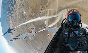 Cockpit View of Thunderbirds F-16s Going Straight Up Takes Your Breath Away
