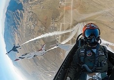 Cockpit View of Thunderbirds F-16s Going Straight Up Takes Your Breath Away