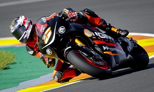 Colin Edwards and Aleix Espargaro Very Happy with the Yamaha M1 Engines