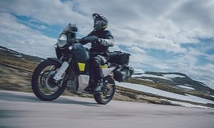 Continental's MultiViu Sports Display Goes Touring With Husqvarna's Norden 901 Bike