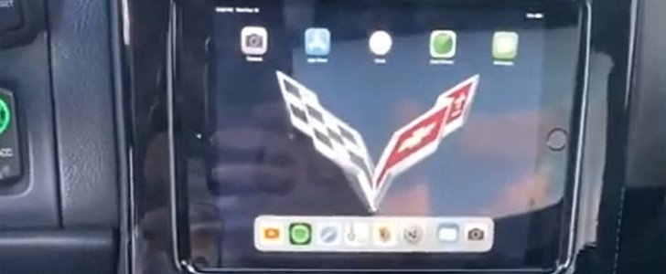 iPad dash in the Corvette Z06