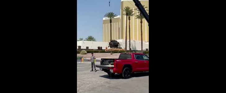 Dropping 500lb engine into 2022 Tundra