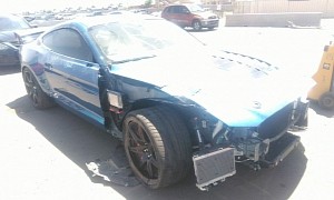 Crashed Ford Mustang Shelby GT500 Shines So Bright It Might Gaslight You Into Buying It