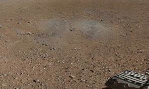 Curiosity Mars Rover Sends Back First Color Pictures!