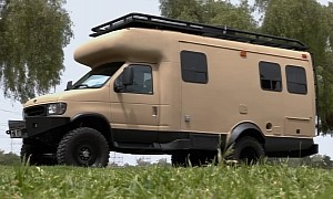 Custom-Built, $160K Starflyte RV Is an Off-Grid 4x4 Beast With Countless Creature Comforts