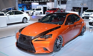 Custom Stanced Lexus IS Shows Up at 2014 Chicago <span>· Live Photos</span>