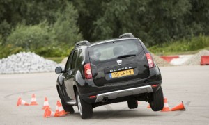 Dacia Duster Might Have Handling Issues
