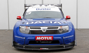 Dacia Duster 'No Limit' Bringing 850 HP GT-R Engine to Pikes Peak