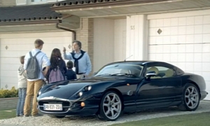 Dacia Lodgy Commercial: Neighbor with TVR