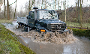 Daimler Sends 50 Vehicles to Support Japan Relief