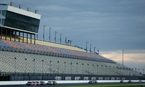Dale Earnhardt Jr. Urges Daytona to Resurface Track