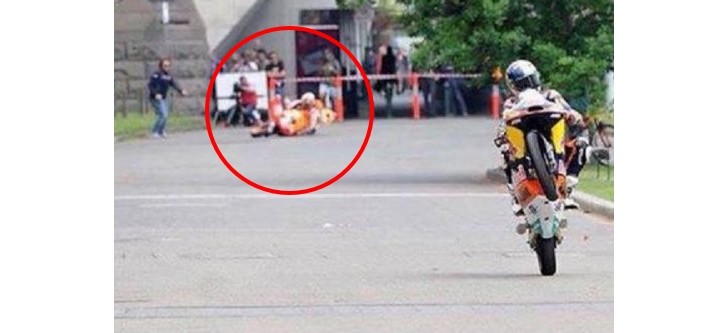 Dani Pedrosa falls off his bike in Melbourne, 2014
