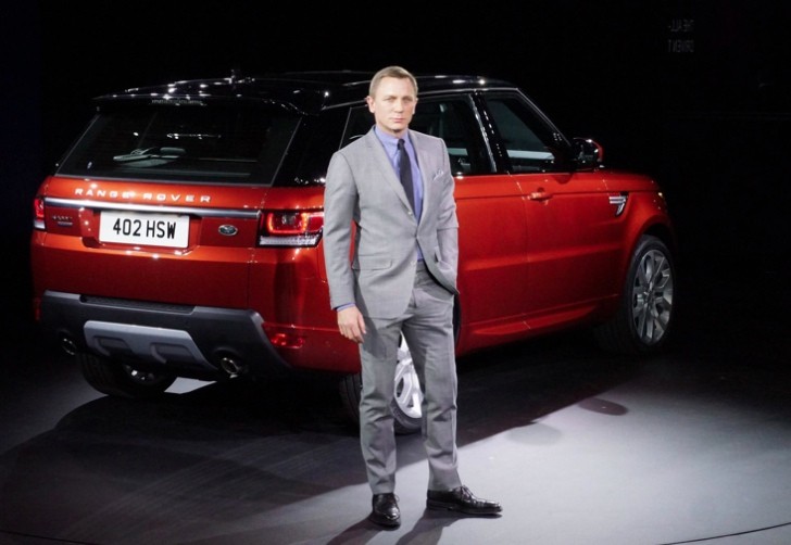 Daniel Craig Range Rover Sport