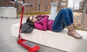 Daymak Reveals Cheaper Solar-Powered Scooter, Has Speakers and USB Ports