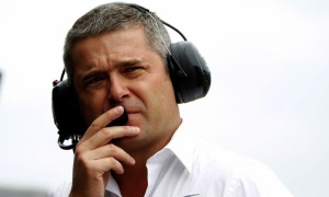 De Ferran Could Miss Out on 2011 IndyCar Series
