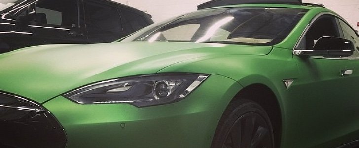 Deadmau5 Is Going Green with His Tesla Model S P85D 