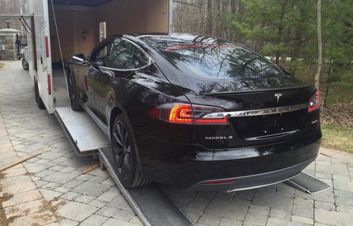Deadmau5 took delivery of his new Tesla Model S P85D last week
