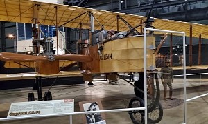 Decades Before Lambo, This Tri-Engined Biplane Bomber Was the Most Bonkers Italian Vehicle