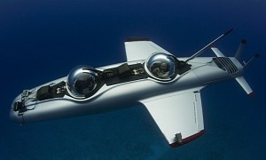 DeepFlight’s Super Falcon Personal and Electric Submarine Is Exploring Done Right