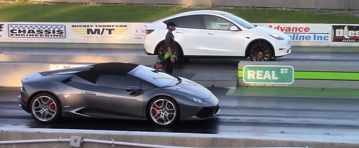 Delicious-Sounding Lambo Huracan Drags Tesla and Charger, Spyder Wins the  Day - autoevolution