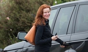 Desperate Housewives’ Marcia Cross Drives a Range Rover Classic