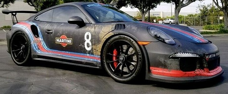 Dirty Martini Porsche 911 GT3 RS