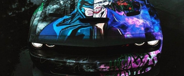 Dodge Challenger "Dark Knight" wrap