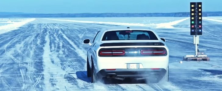 Dodge Challenger Hellcat ice speed record