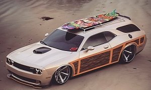 Dodge Challenger "Woodie Wagon" Looks Like a Hemi Surfer