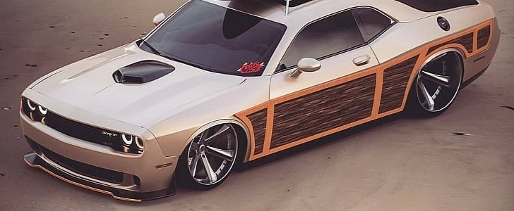 Dodge Challenger "Woodie Wagon" Looks Like a Hemi Surfer