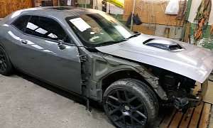 Dodge Challenger Wreck Gets Fixed by Russian Mechanic