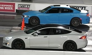 Dodge Charger and Tesla Model S Go to ¼-Mile War, Someone Gets Totally Owned