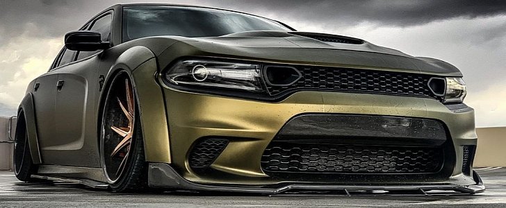 Dodge Charger Hellcat "Green Guy"