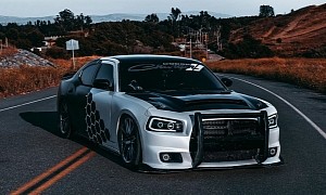 Dodge Charger "Queen Bee" Has a HEMI Sting