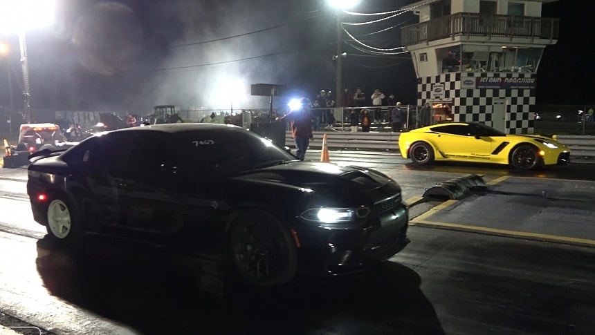 Dodge Charger SRT Hellcat vs Chevrolet Corvette Z06 on ImportRace