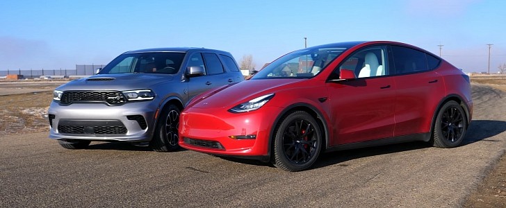 Can A Tesla Model Y Performance BEAT The Mighty Dodge Durango Hellcat In A Drag Race?