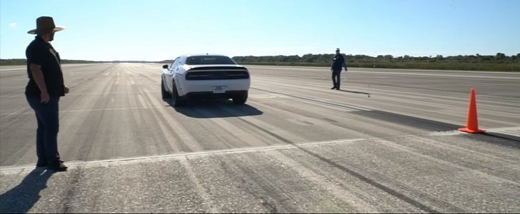 2019 Dodge Challenger Hellcat Redeye | (Top Speed Test)