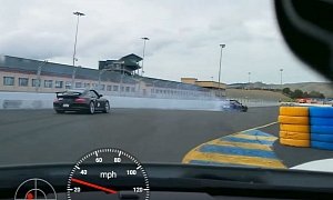 Dodge Viper ACR Overtakes Two Porsche 911 GT3s Just to Drift In Front Of Them