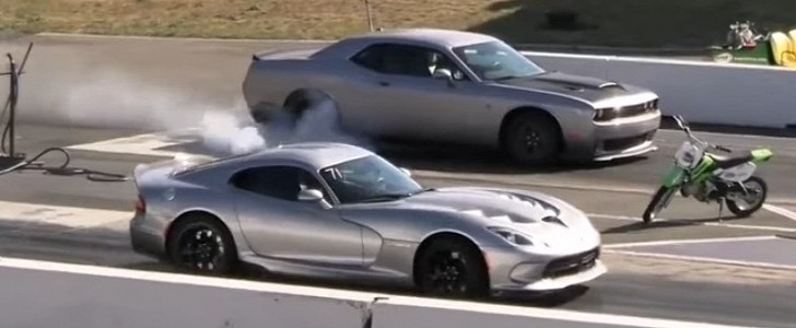 Dodge Challenger Hellcat vs. Dodge Viper