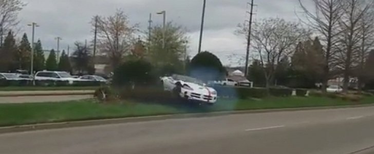Dodge Viper Driver Wrecks His Car at Tennessee Cars & Coffee
