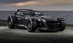 Donkervoort D8 GTO Looks Nightmare-Born in Bare Naked Carbon Edition Costume