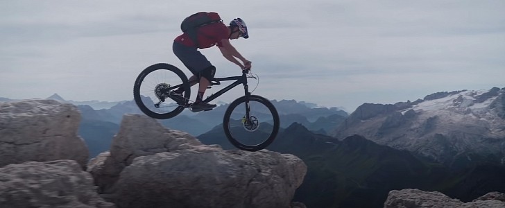 Tom Ohler mountain biking in the Dolomites, Italy