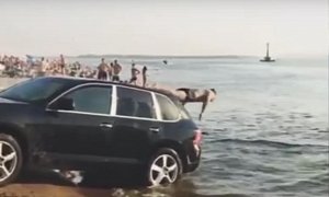 Douchebag Porsche Driver from Russia Goes For The Volga River