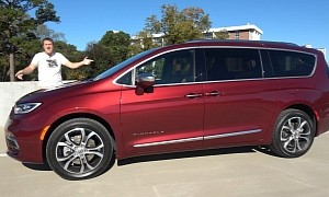 Doug DeMuro Reviews 2021 Chrysler Pacifica Pinnacle, Quirks and Features Galore