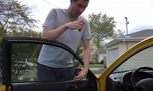 Doug DeMuro Tries to Steal an Acura Integra Type R, Shows the Weird Stuff