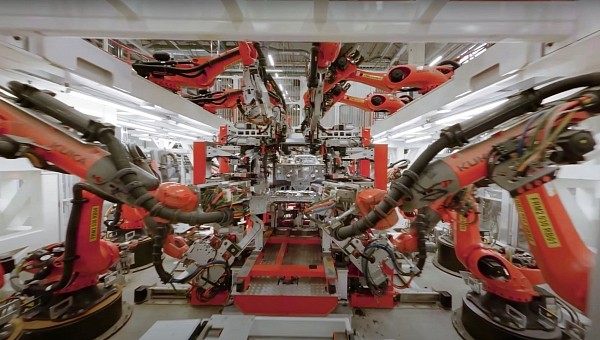 Dozens of Kuka robots are installed a Giga Texas to start the Cybertruck production